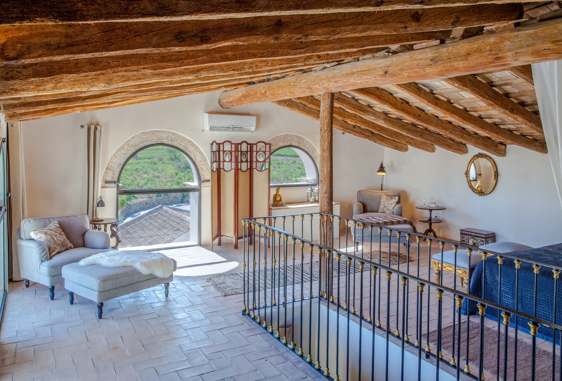 Masia Victoria villa photo.