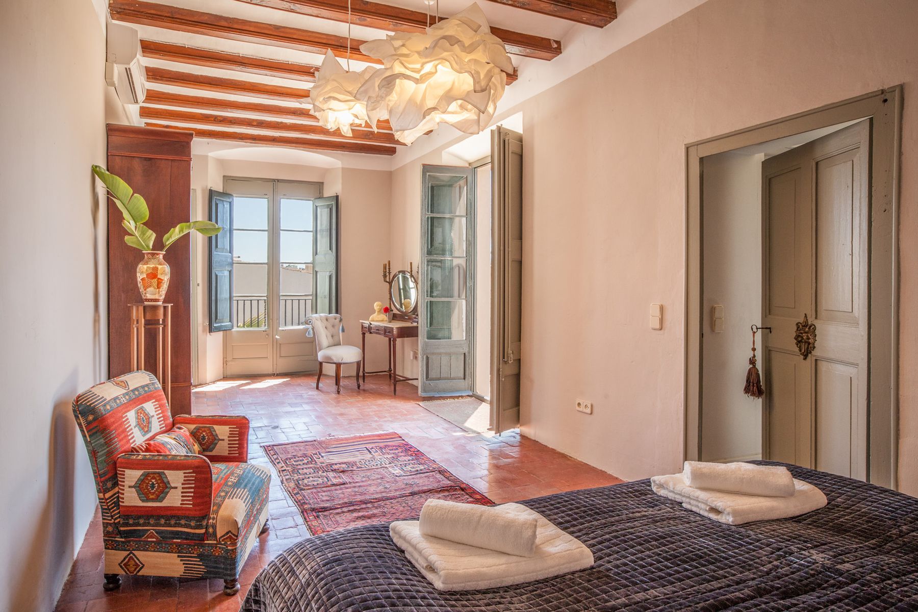 Masia Victoria villa photo.