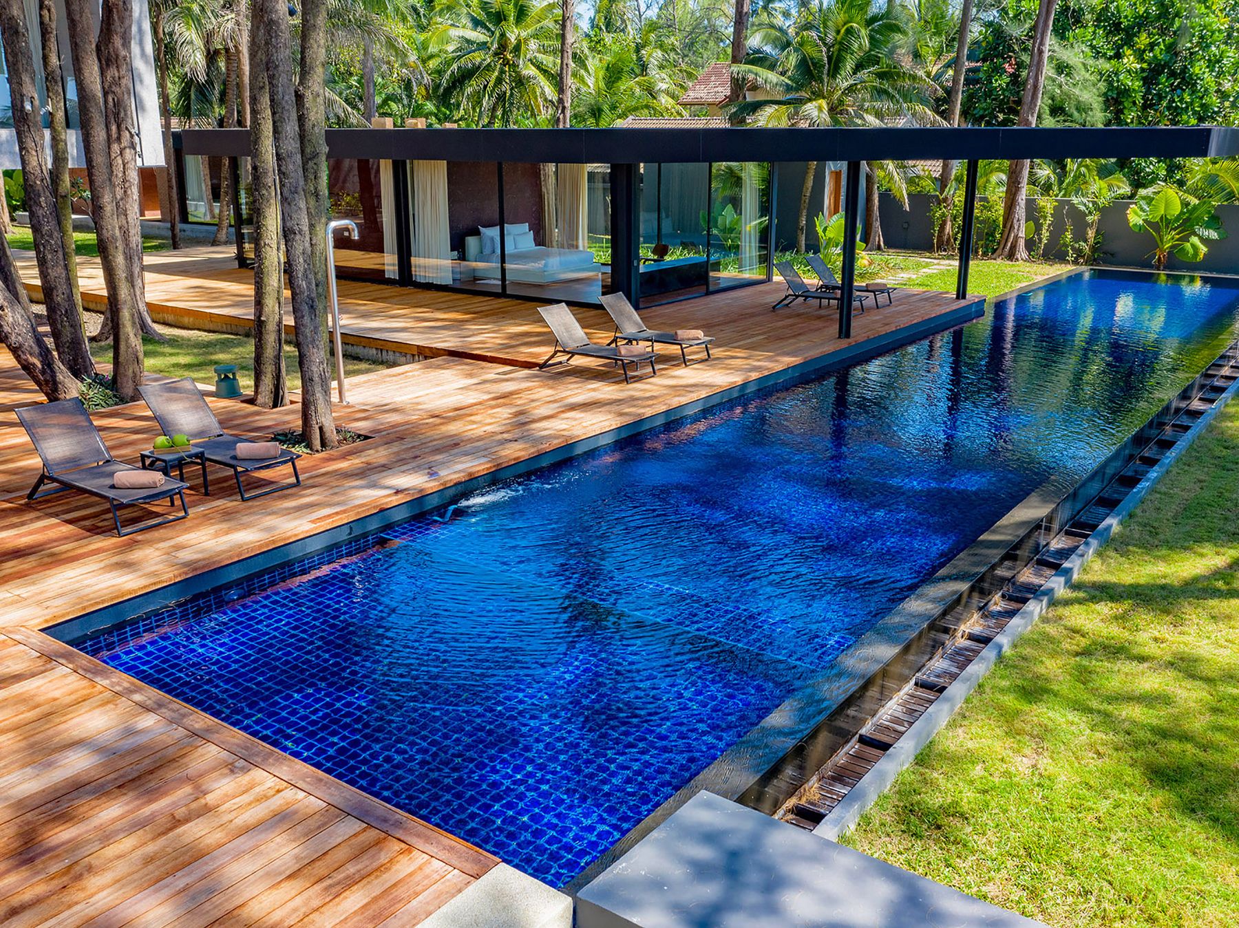 Grand Villa Noi villa photo.