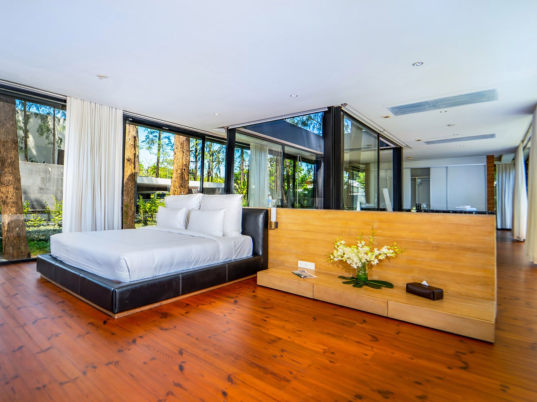 Grand Villa Noi villa photo.
