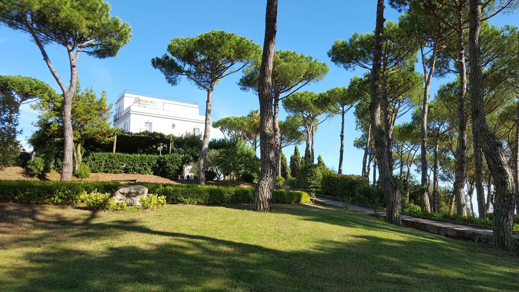 Dodola villa photo.