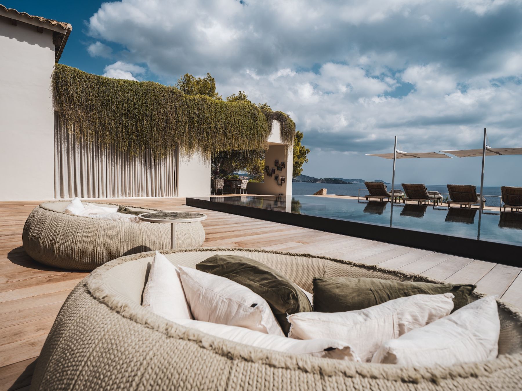 Ocean Paradise villa photo.