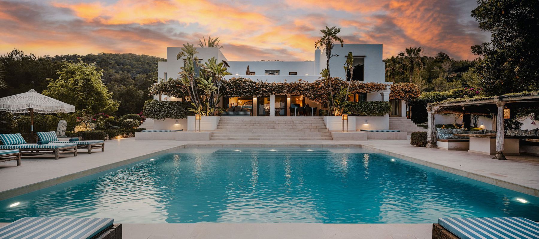 El Zafiro villa photo.