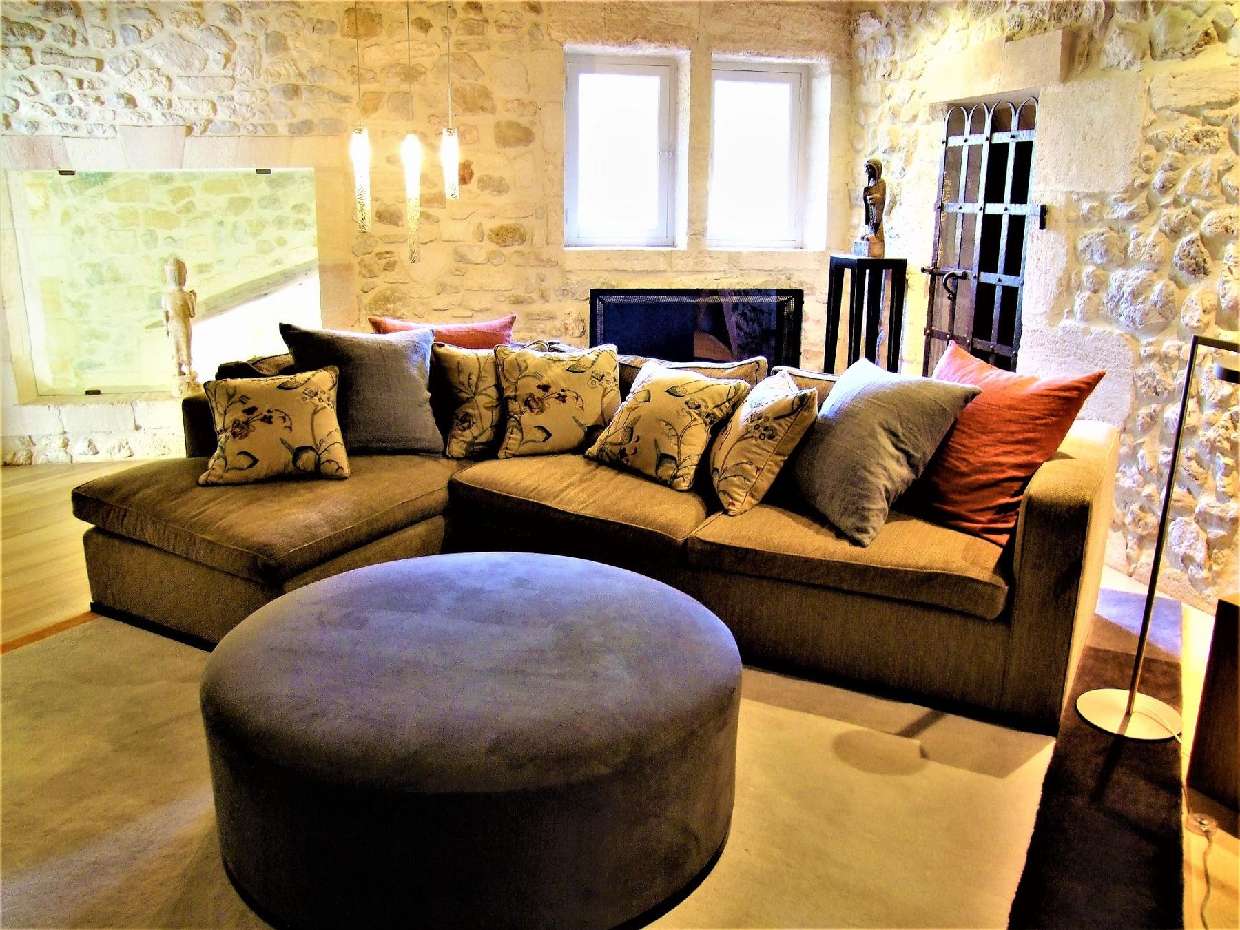 La Demeure des Seigneurs villa photo.