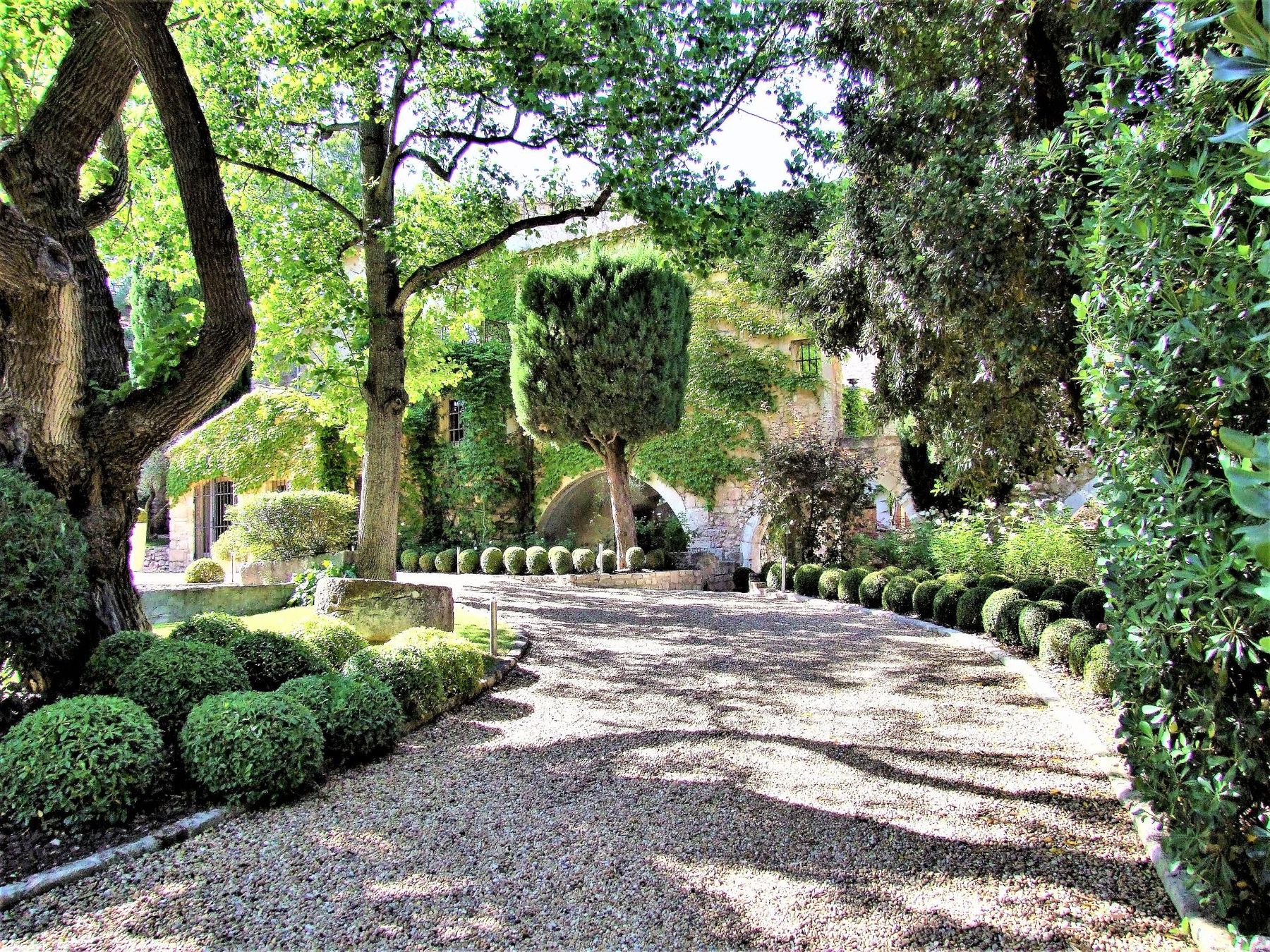 La Demeure des Seigneurs villa photo.