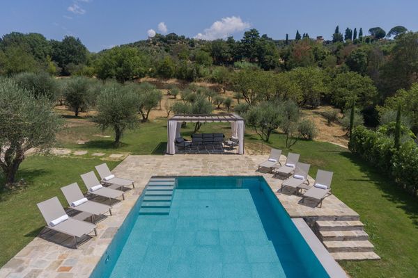 Villa Ione in the Tuscan Countryside