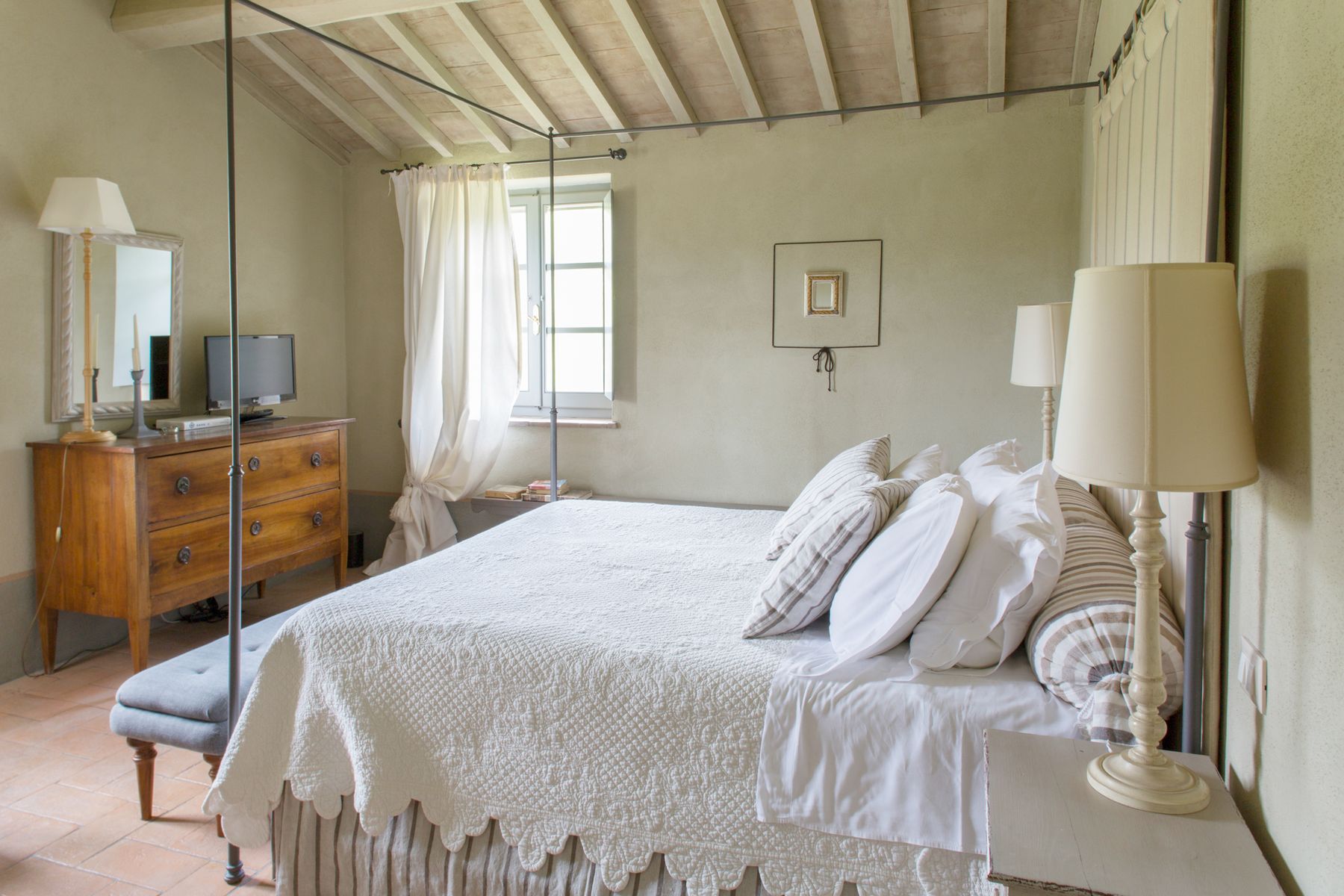 Queen/twin bedroom