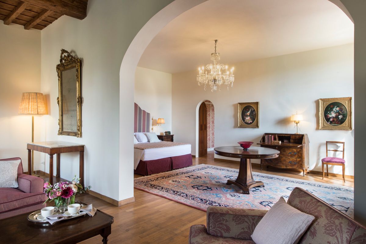 Isimora villa photo.