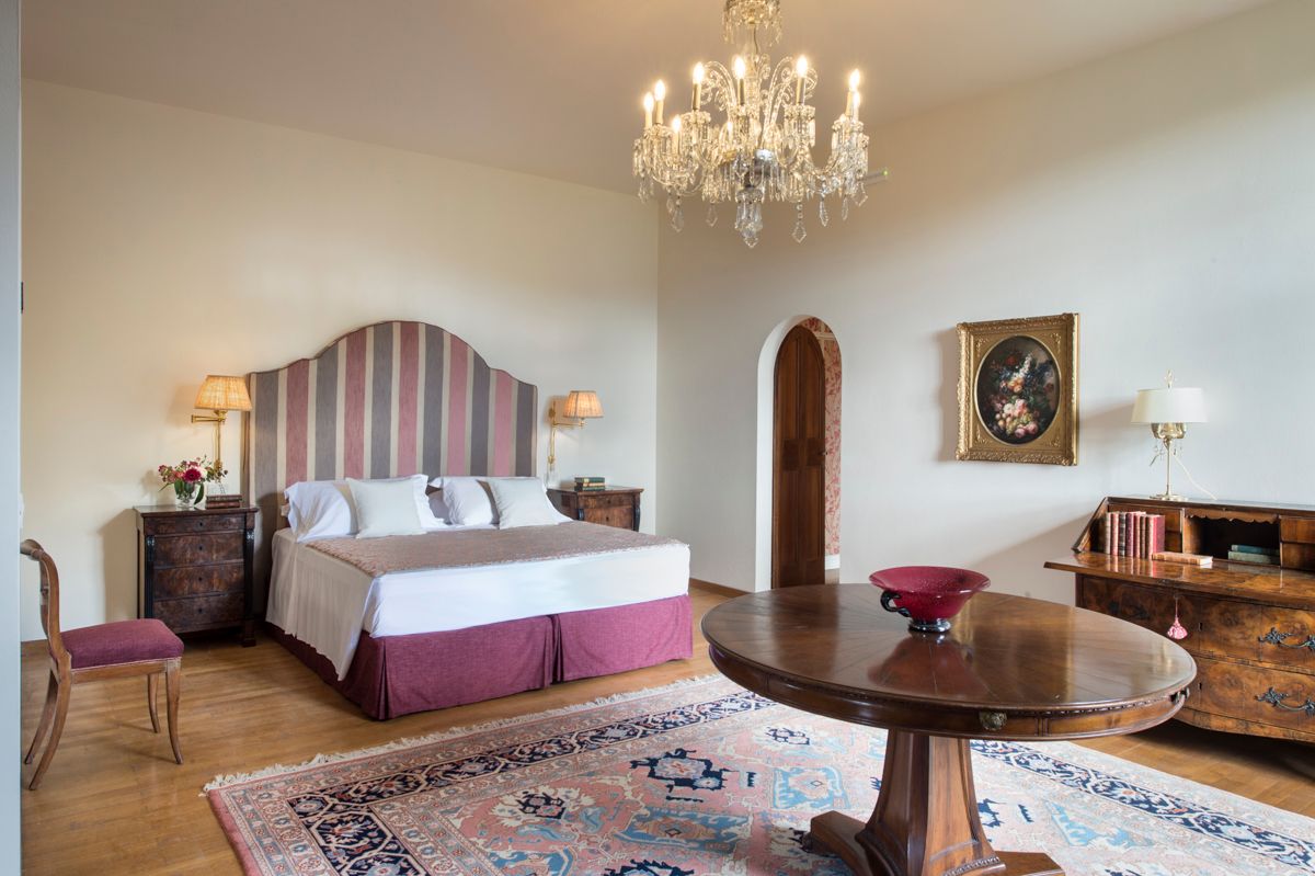 Isimora villa photo.