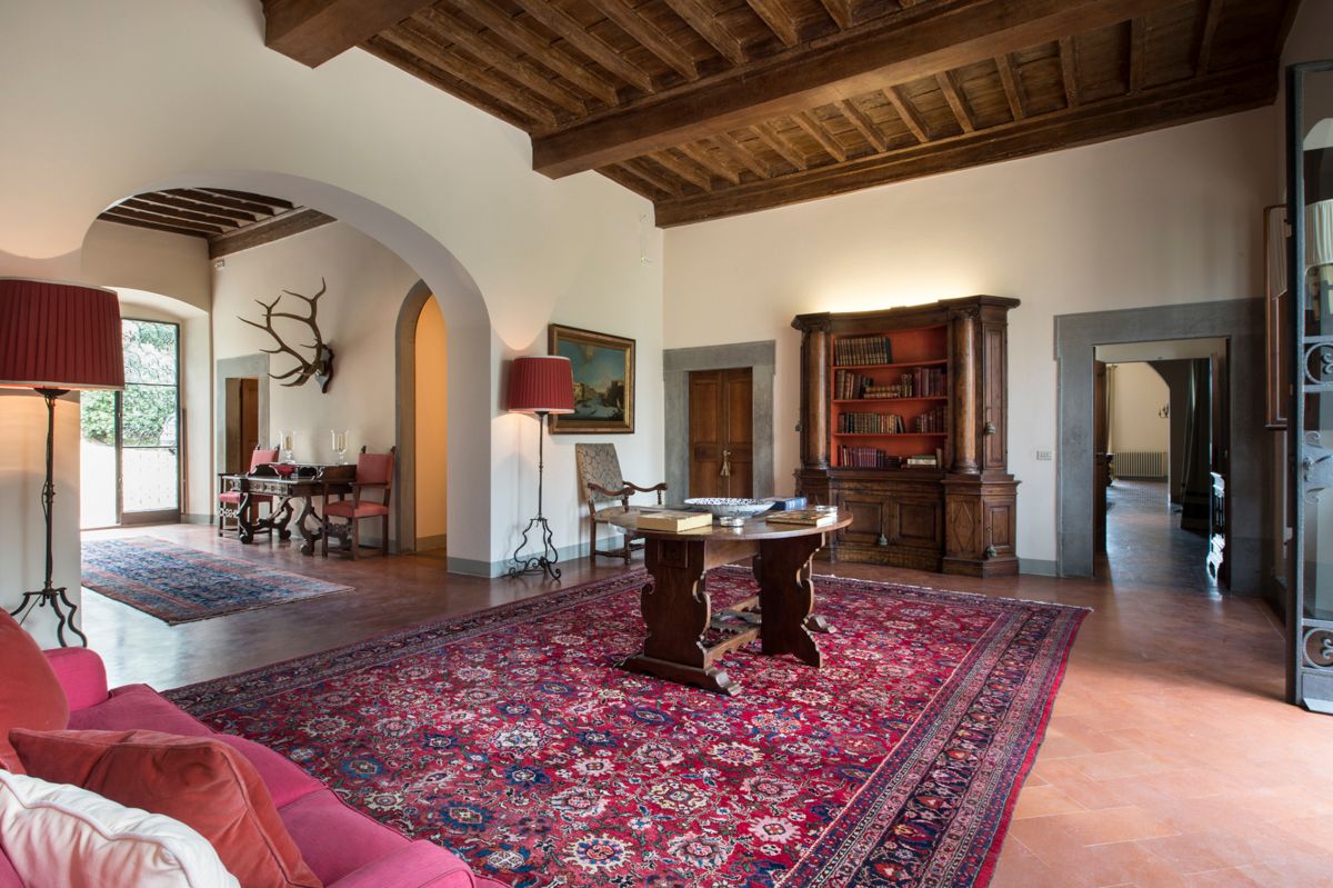 Isimora villa photo.