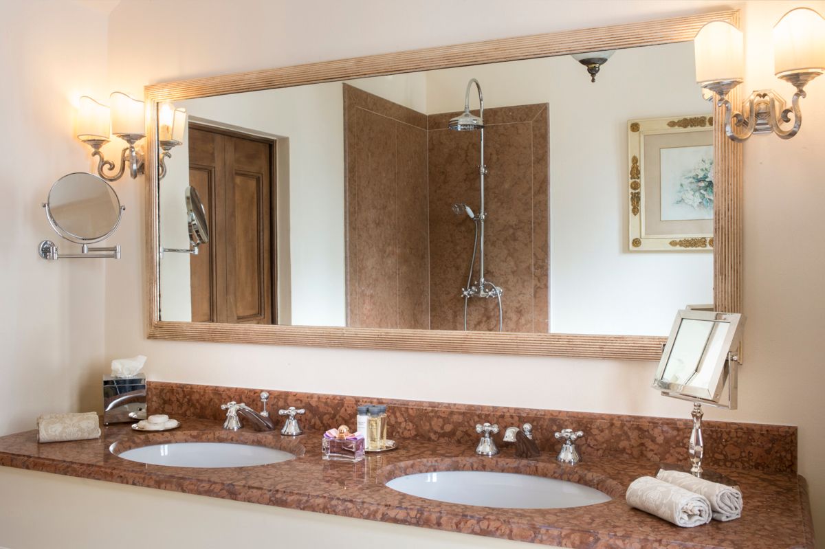 Isimora villa photo.