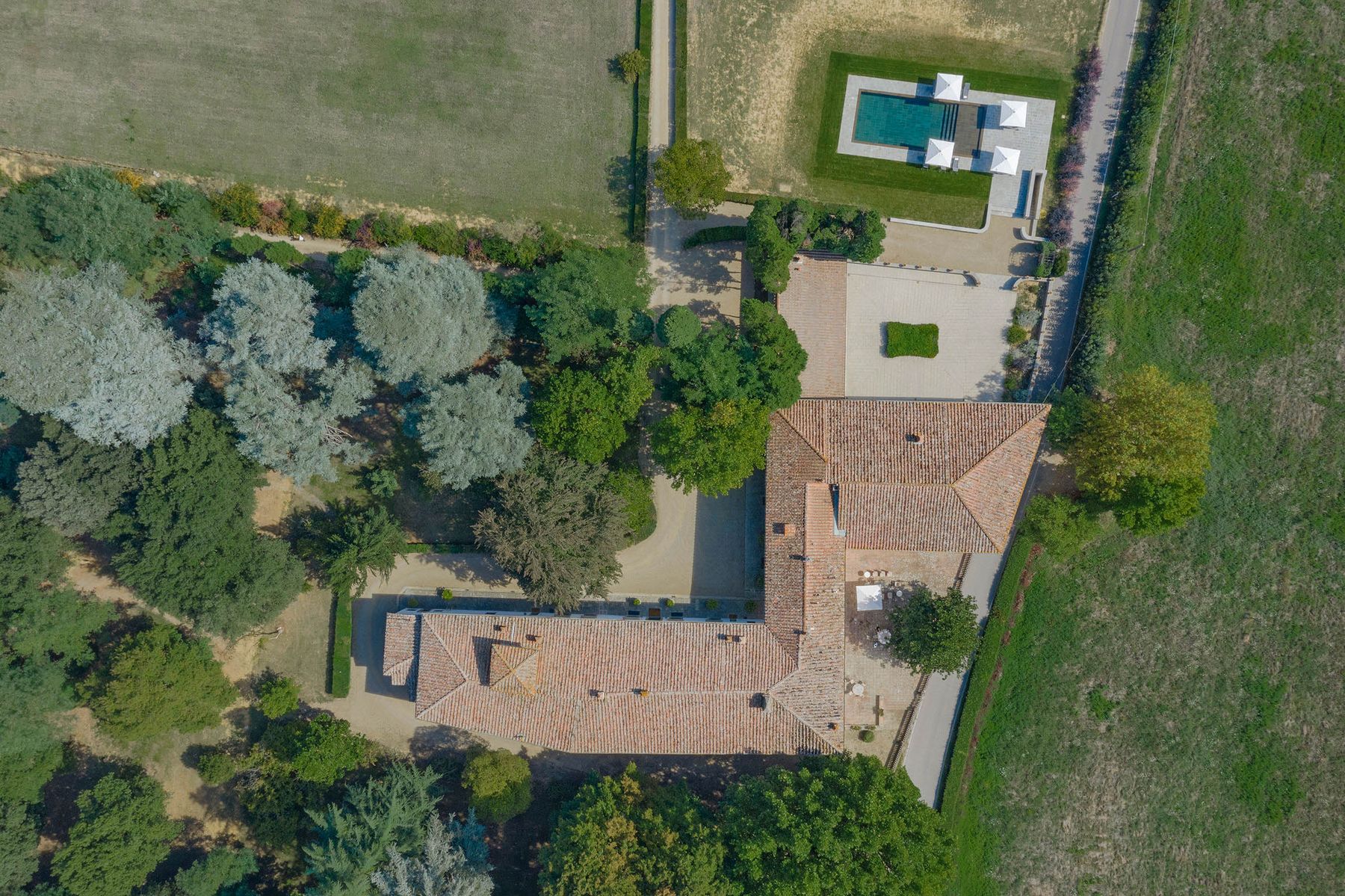 Isimora villa photo.