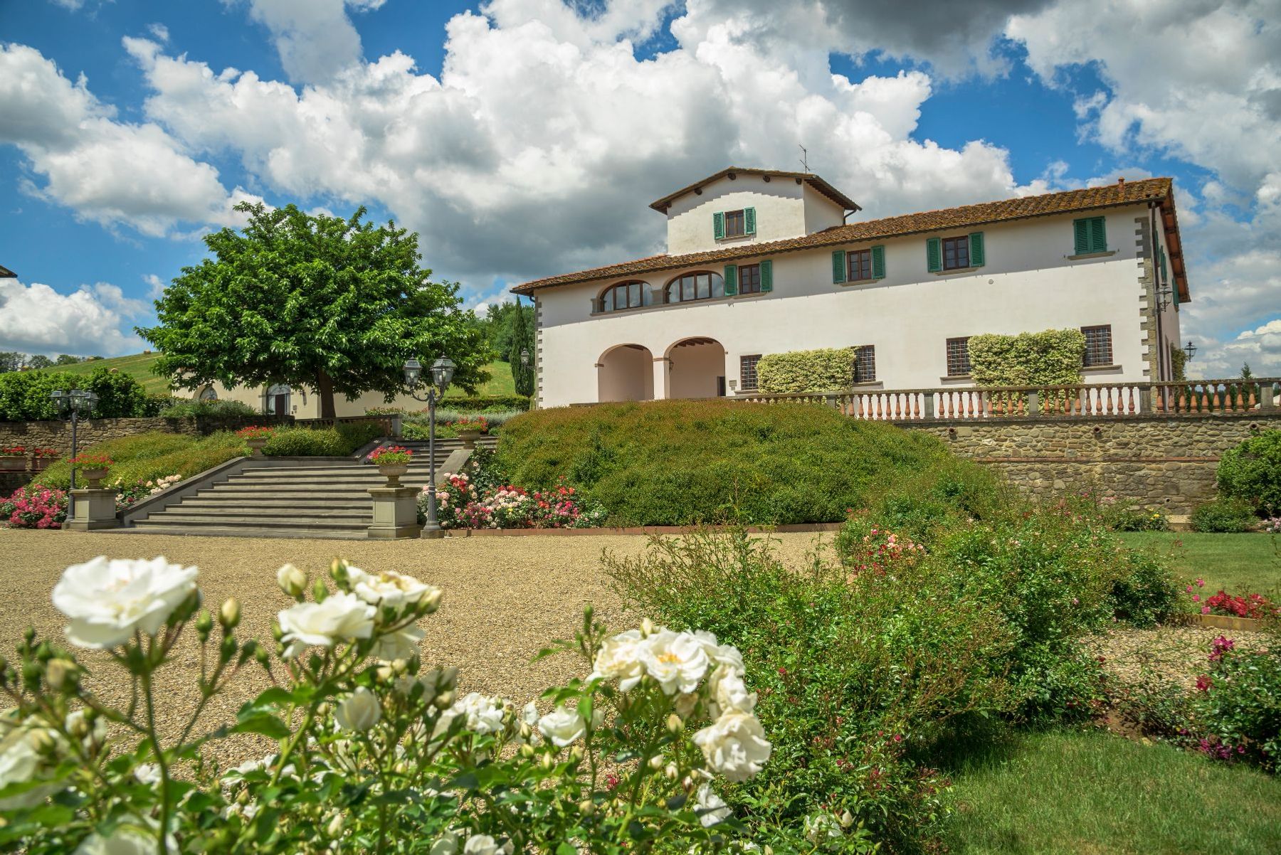Adorna villa photo.