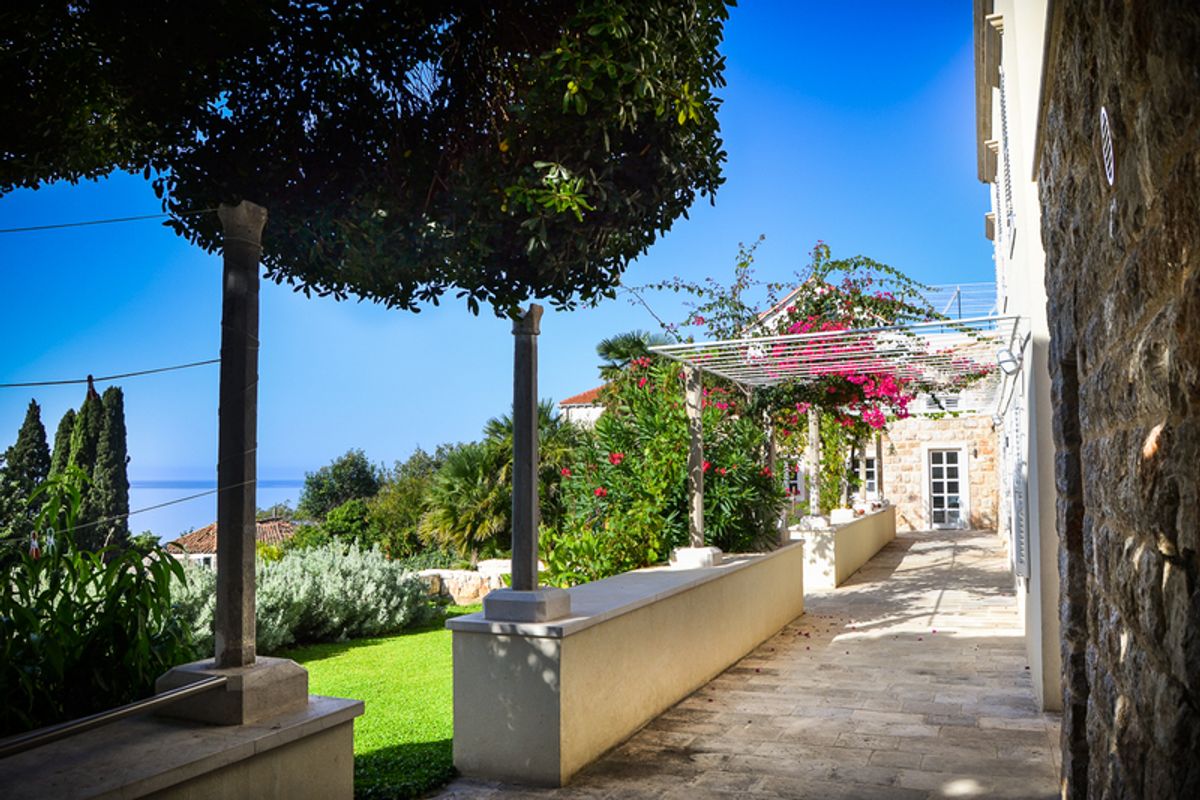 Villa Orchard villa photo.