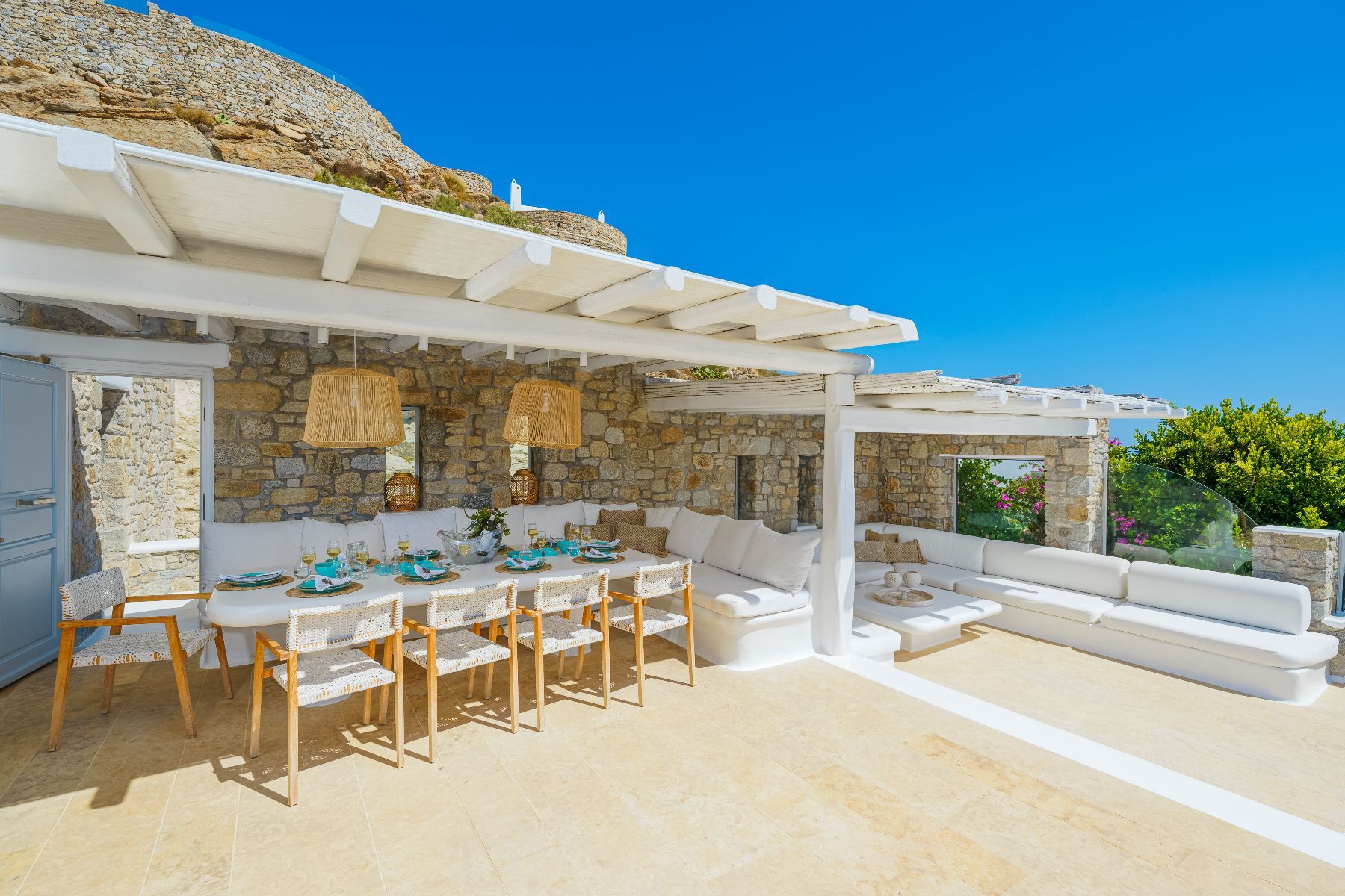 Horatia villa photo.