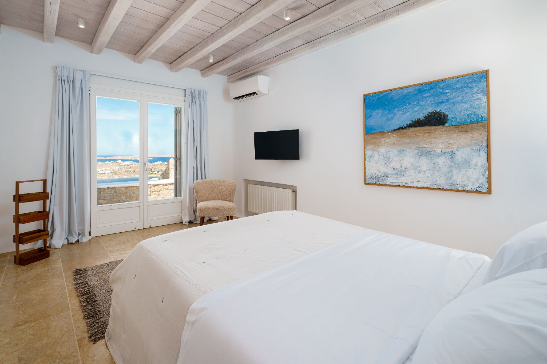 Horatia villa photo.
