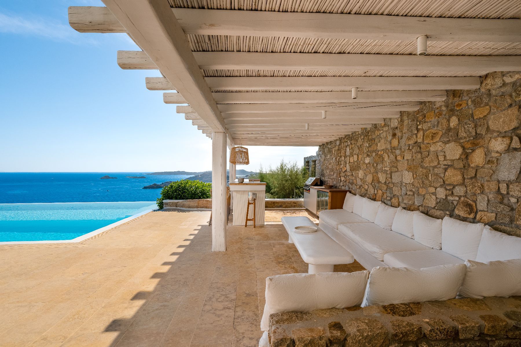 Horatia villa photo.