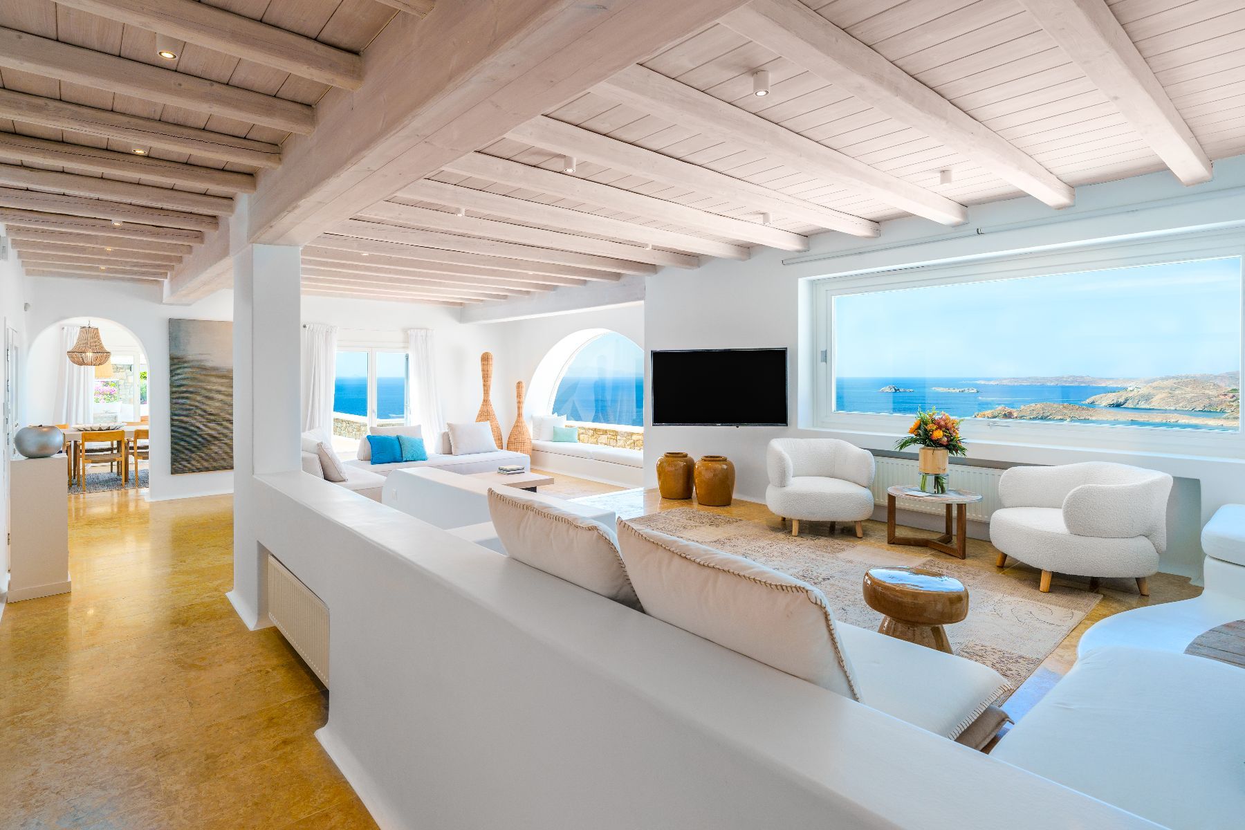 Horatia villa photo.