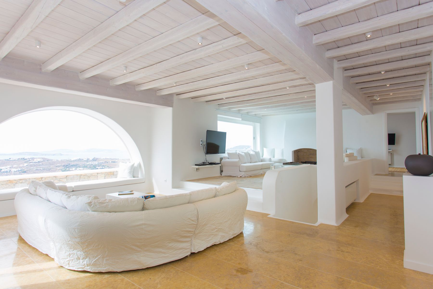 Horatia villa photo.
