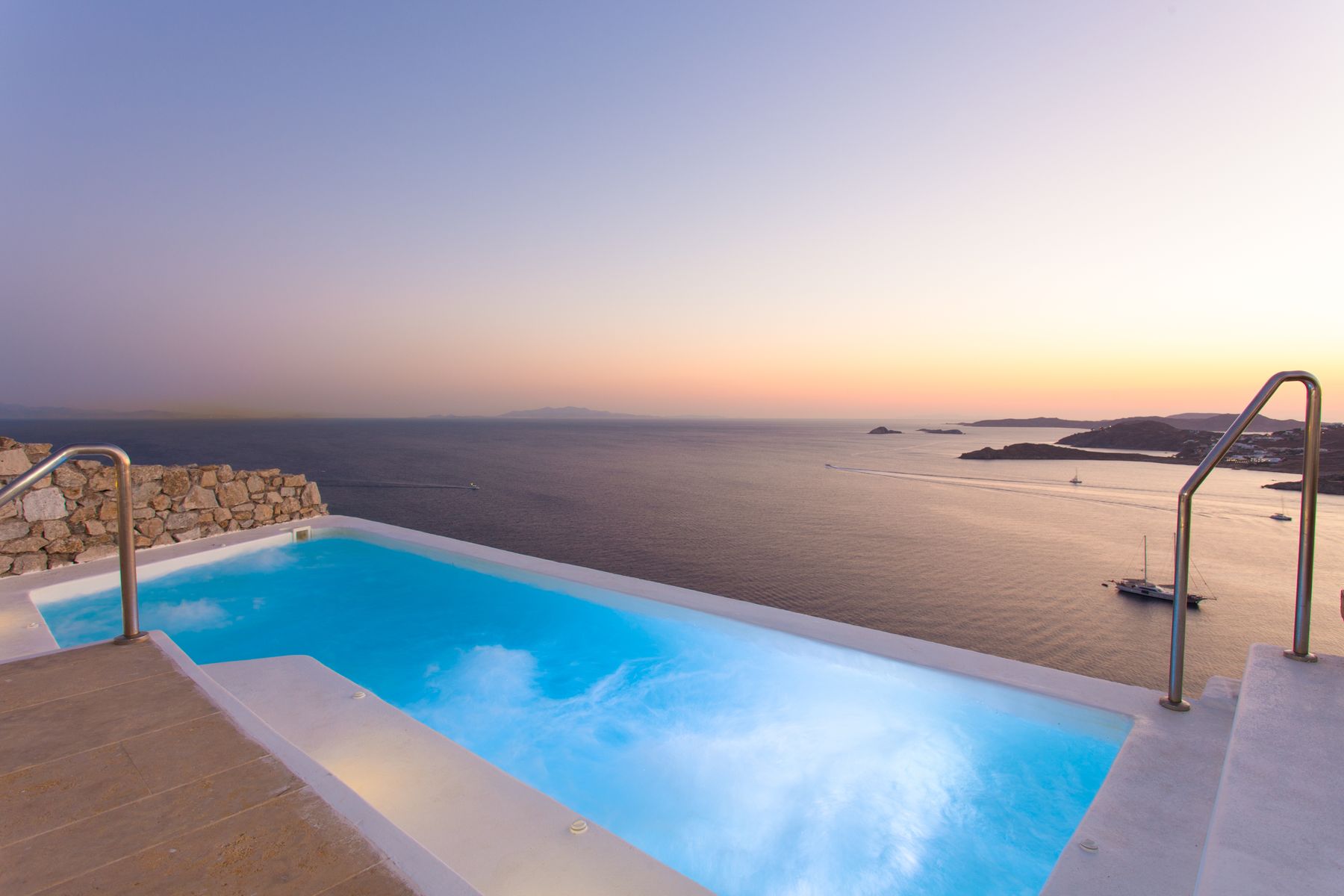 Horatia villa photo.