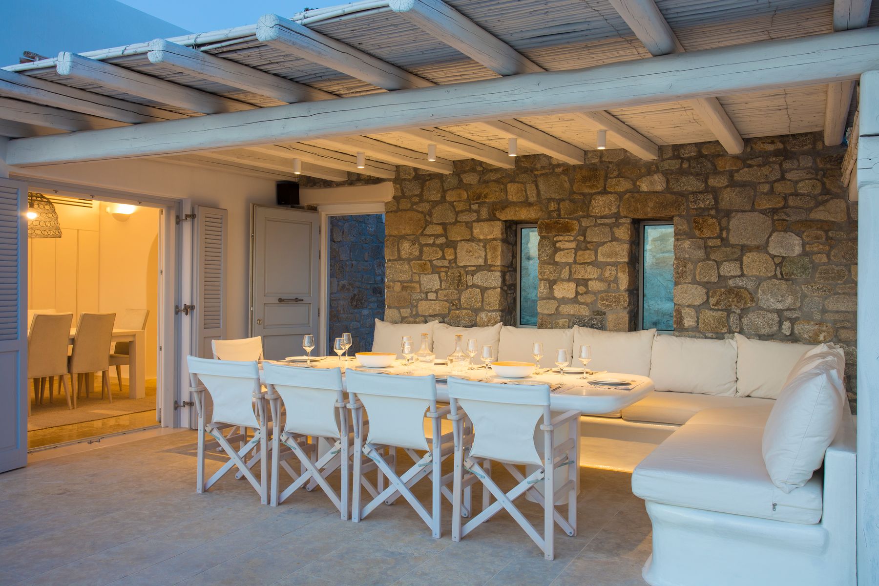 Horatia villa photo.