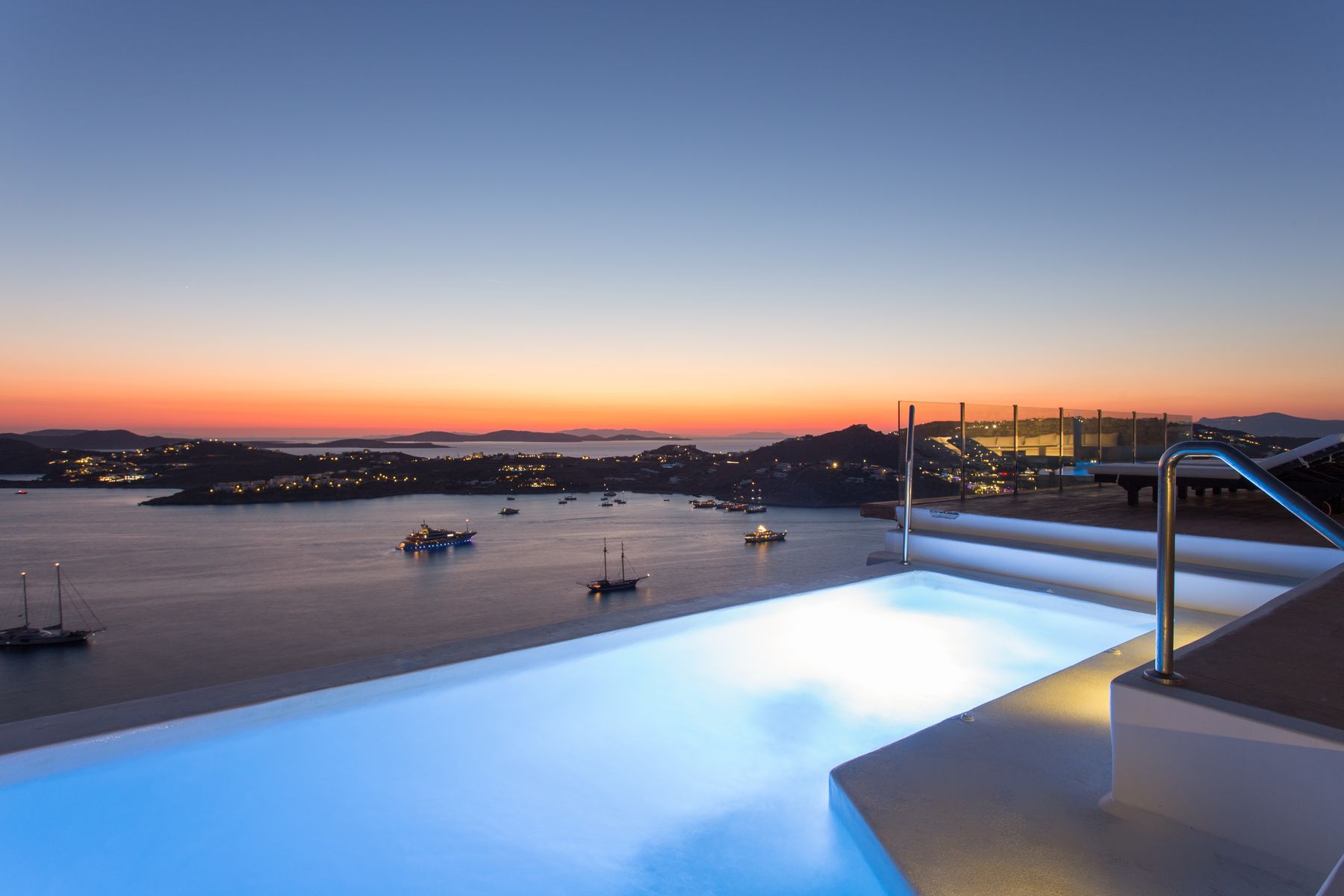 Horatia villa photo.