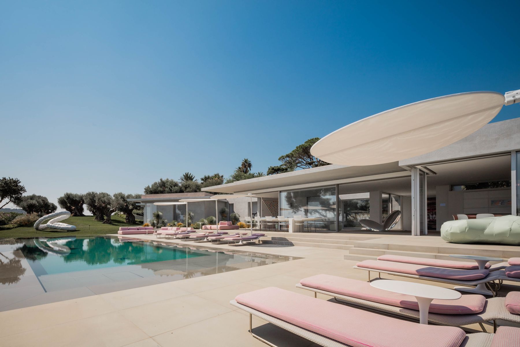 Carol Beach Villa villa photo.