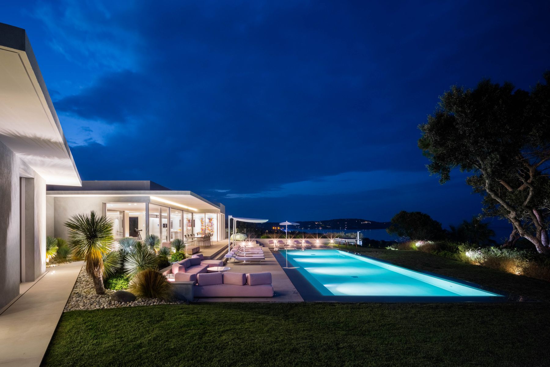 Carol Beach Villa villa photo.