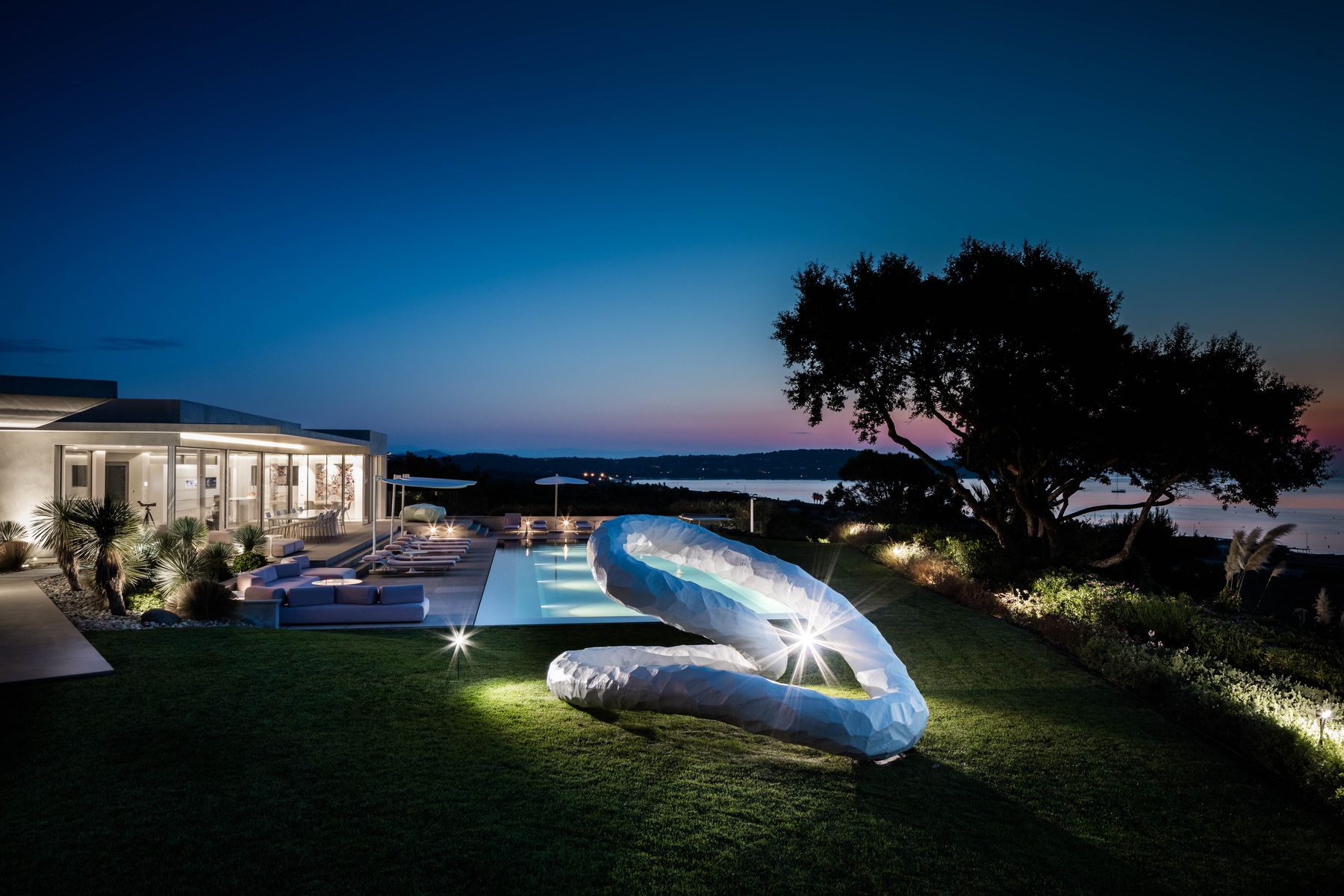 Carol Beach Villa villa photo.