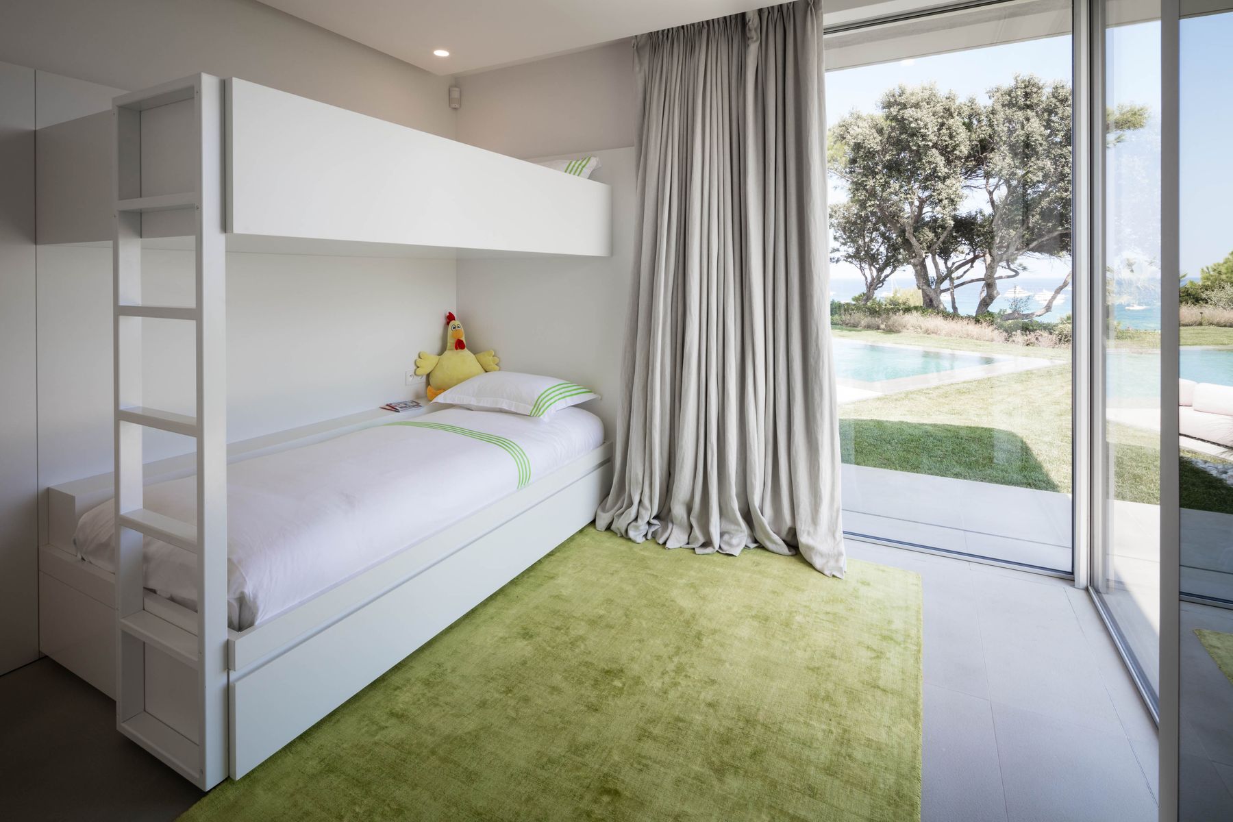 Carol Beach Villa villa photo.