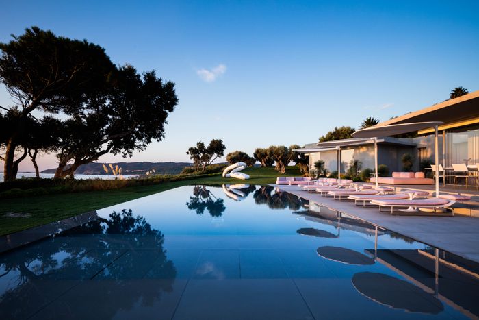 Carol Beach Villa villa photo.