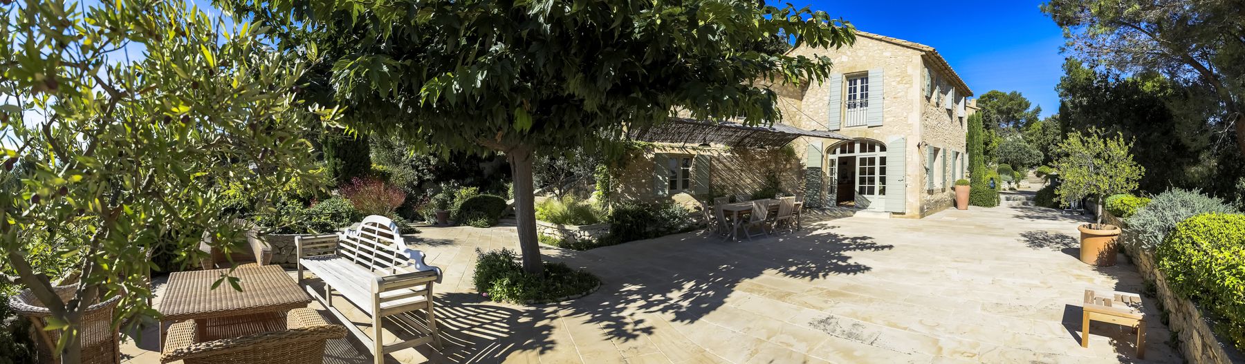 Mas de Belleroche villa photo.