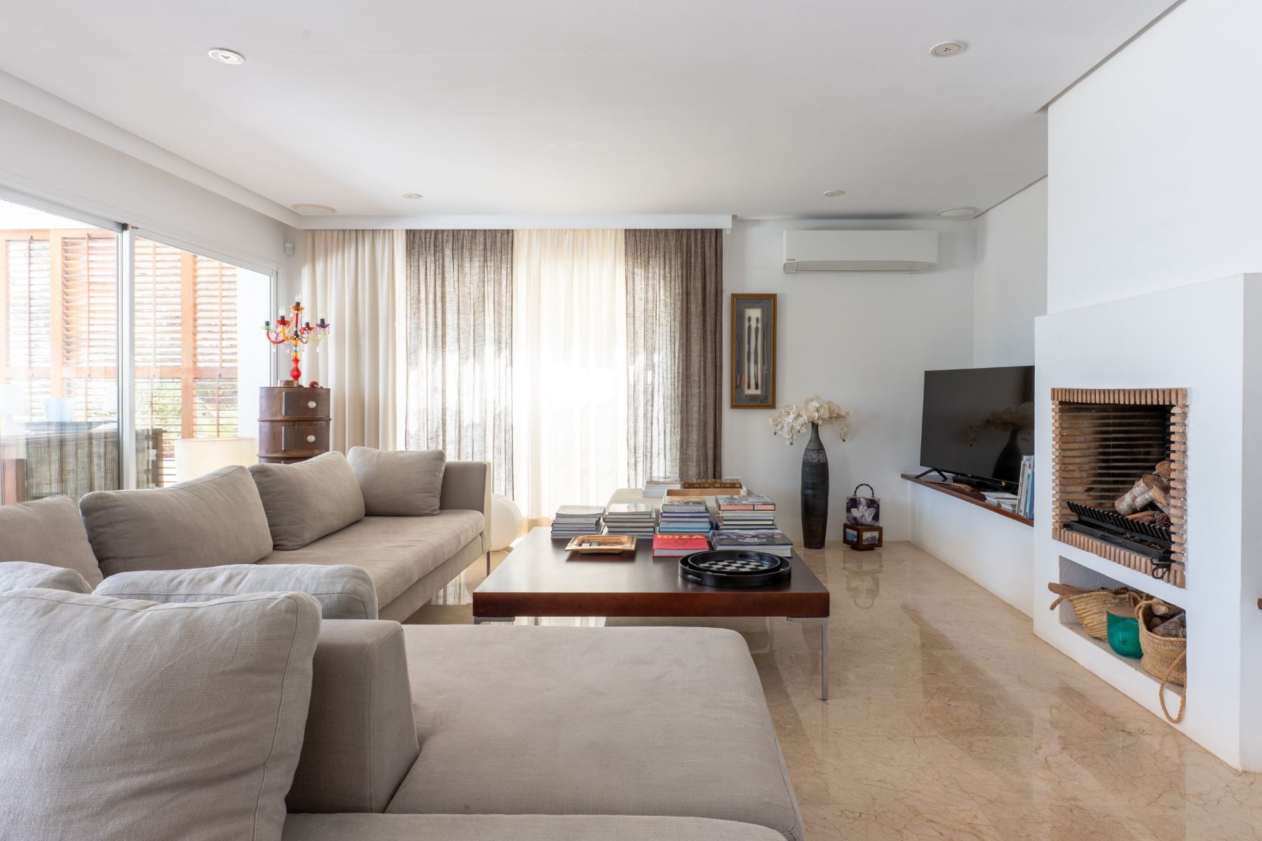 Casa Blanca Jondal villa photo.