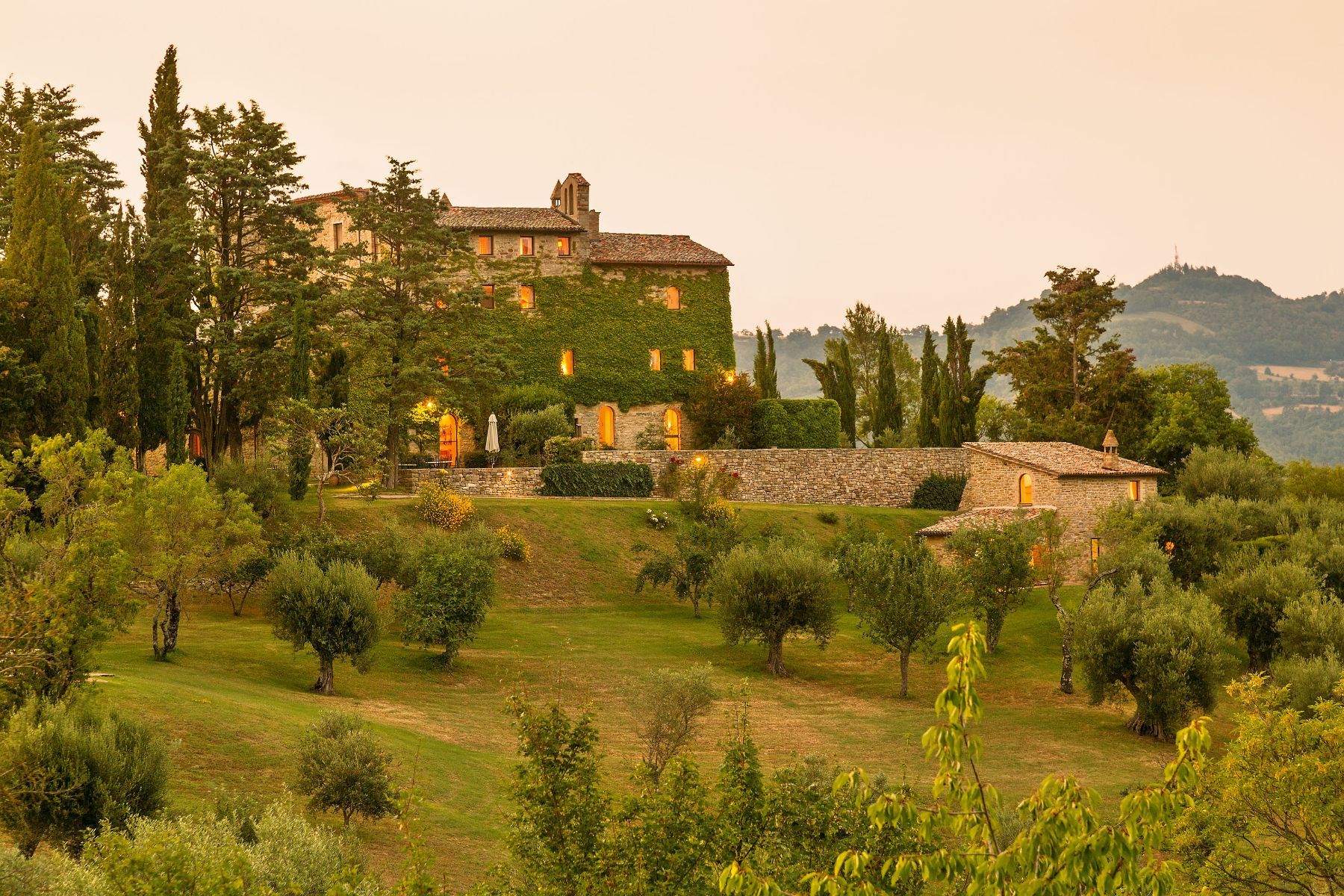 Borgo di Pietro villa photo.
