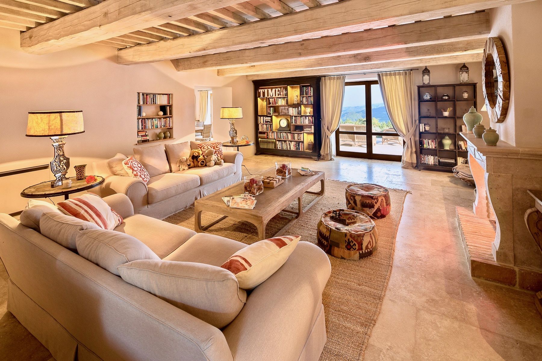 Aladina villa photo.