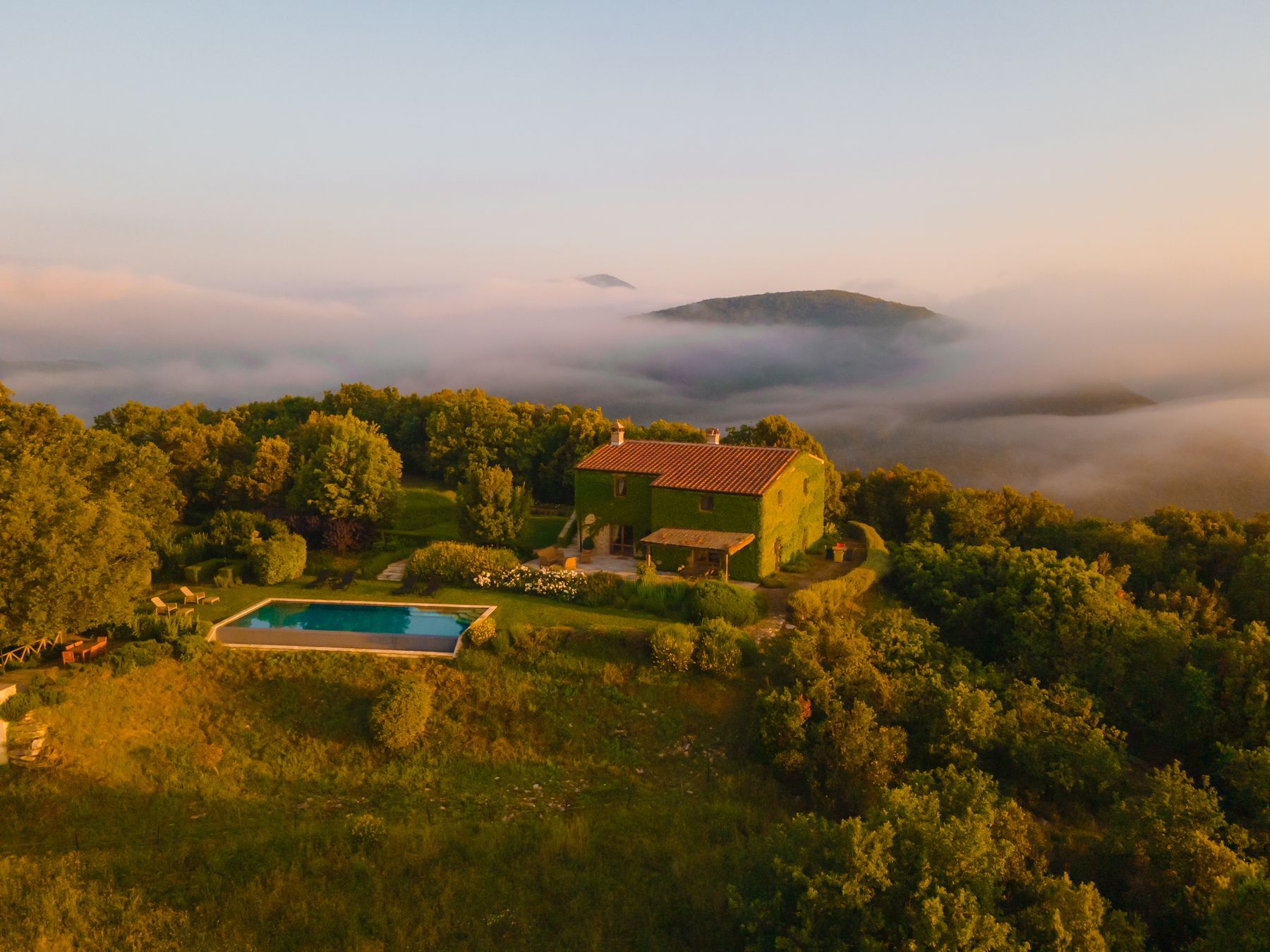 Aladina villa photo.