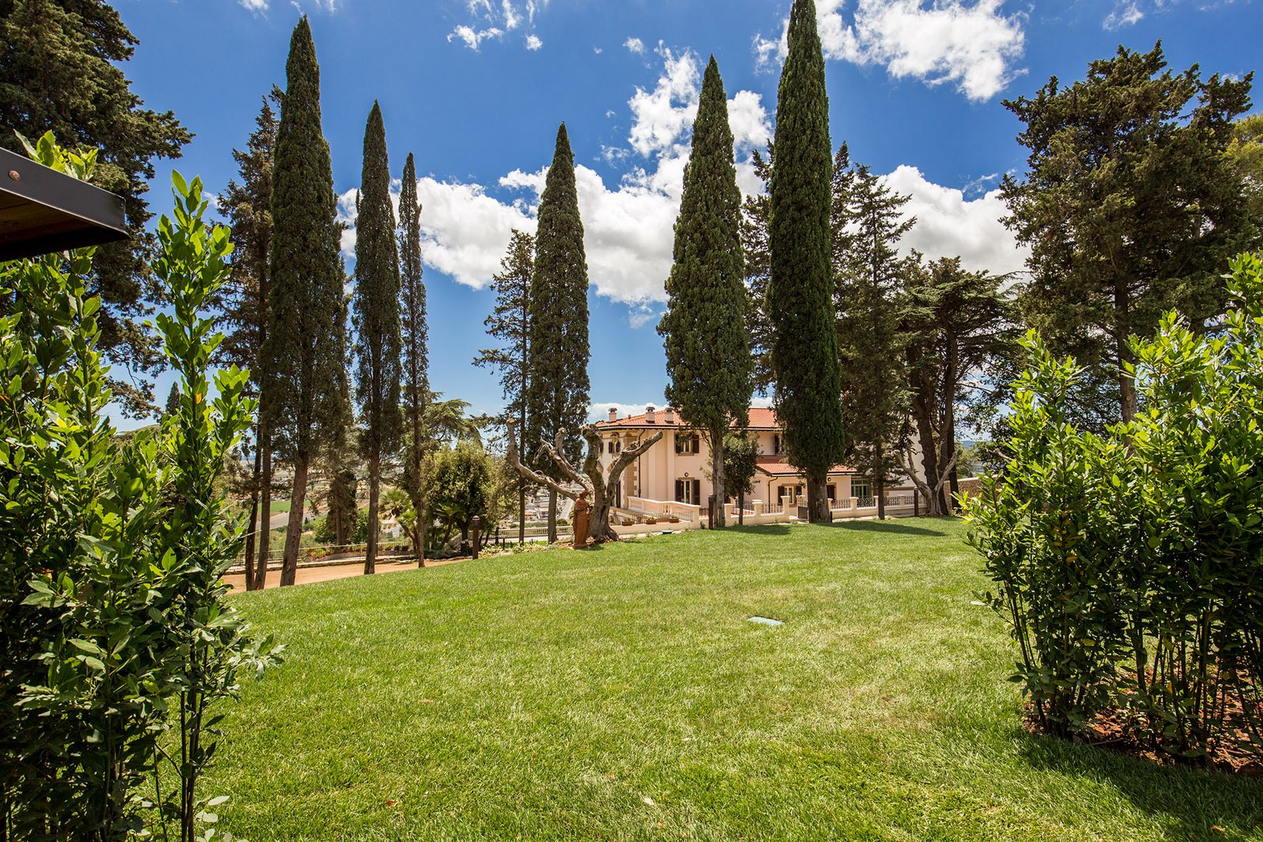 Paolina villa photo.