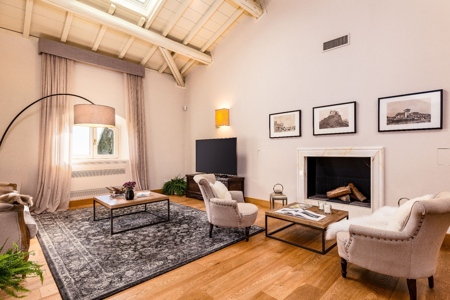 Paolina villa photo.