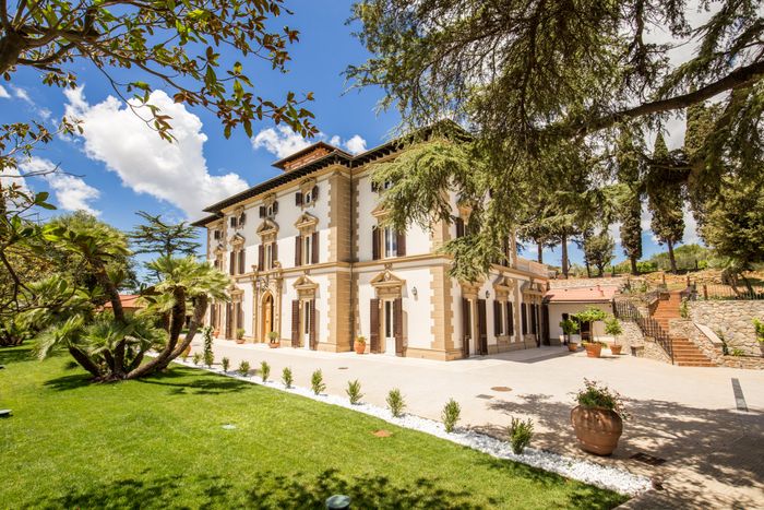 Paolina villa photo.