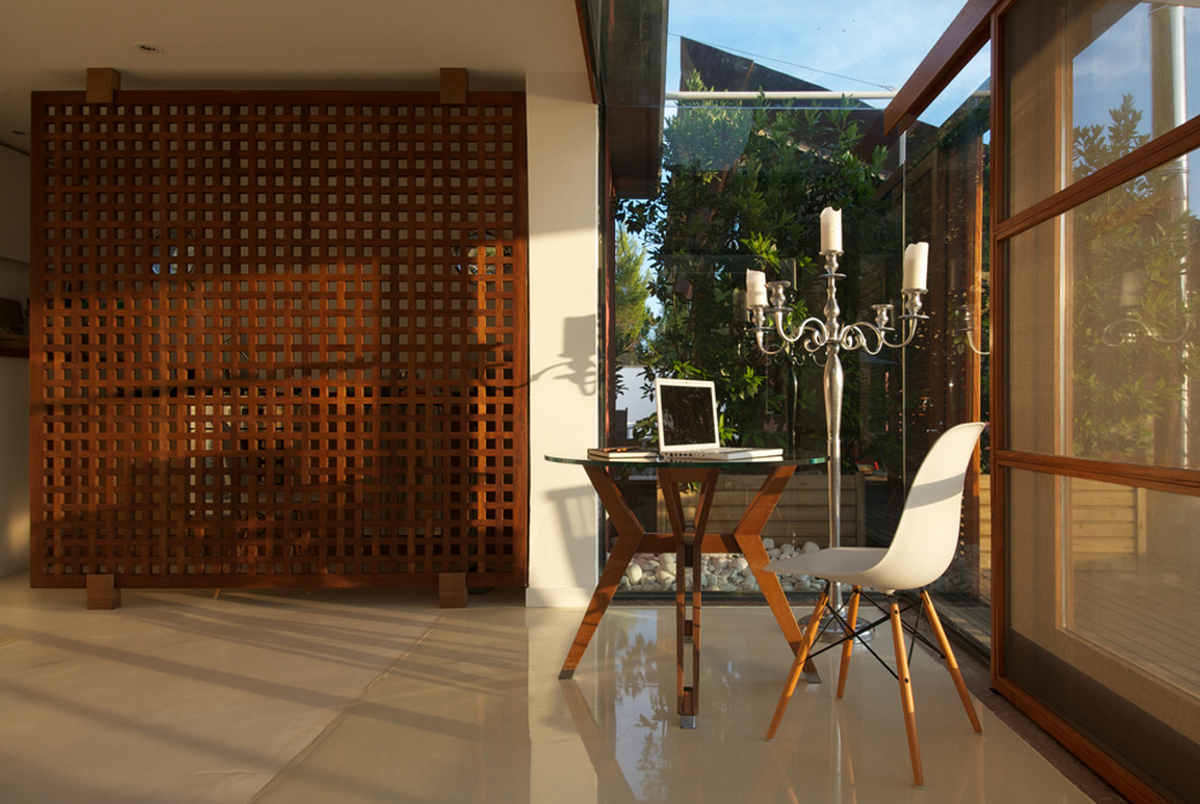 Lumina villa photo.