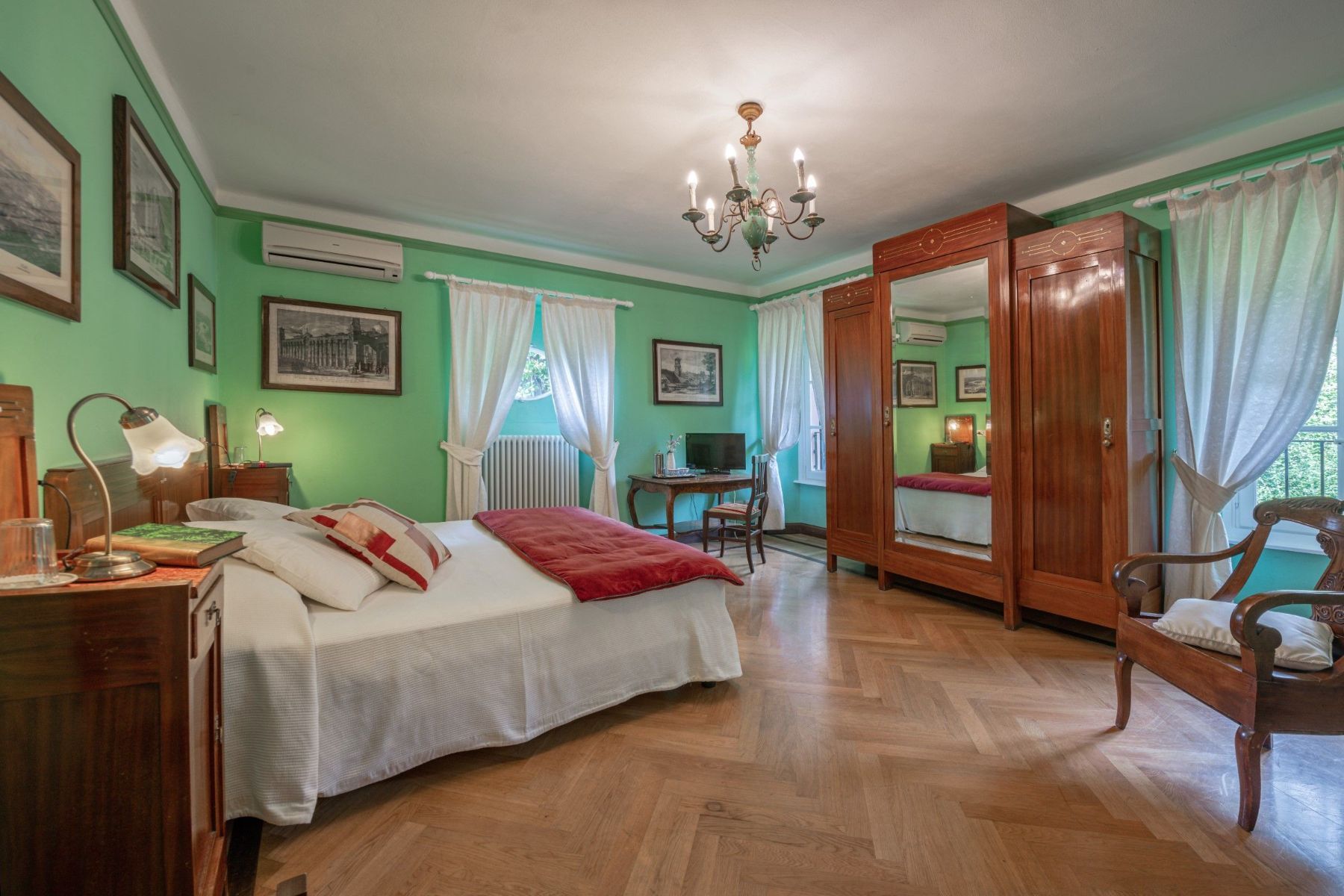 Dada villa photo.