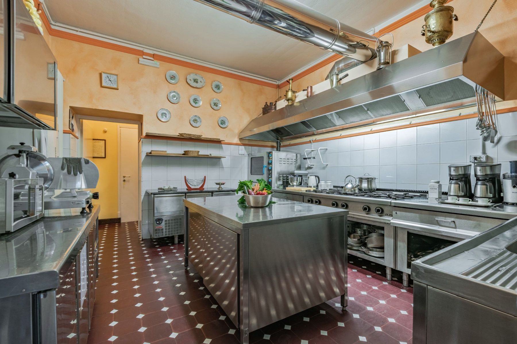 Dada villa photo.
