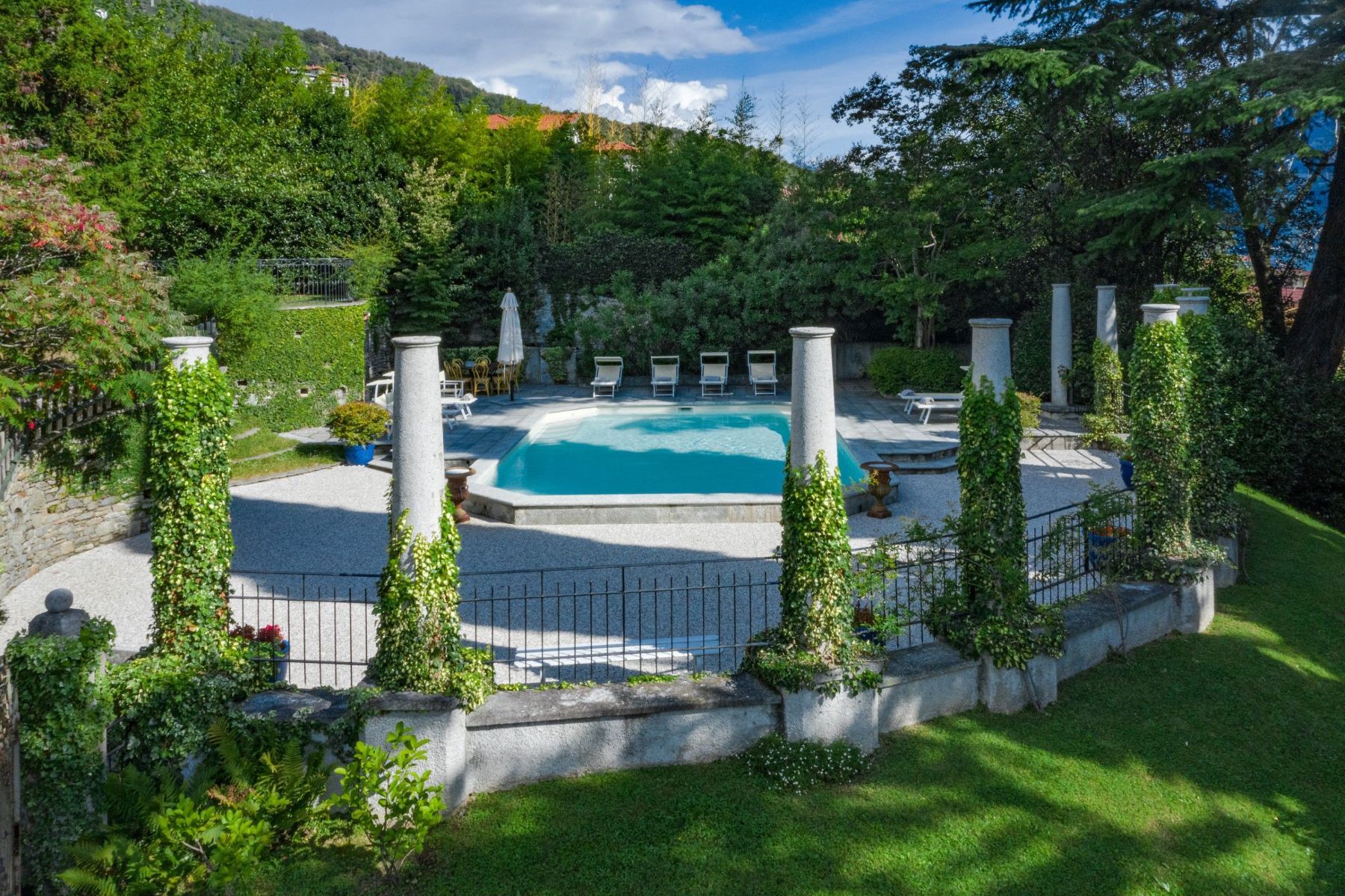 Dada villa photo.