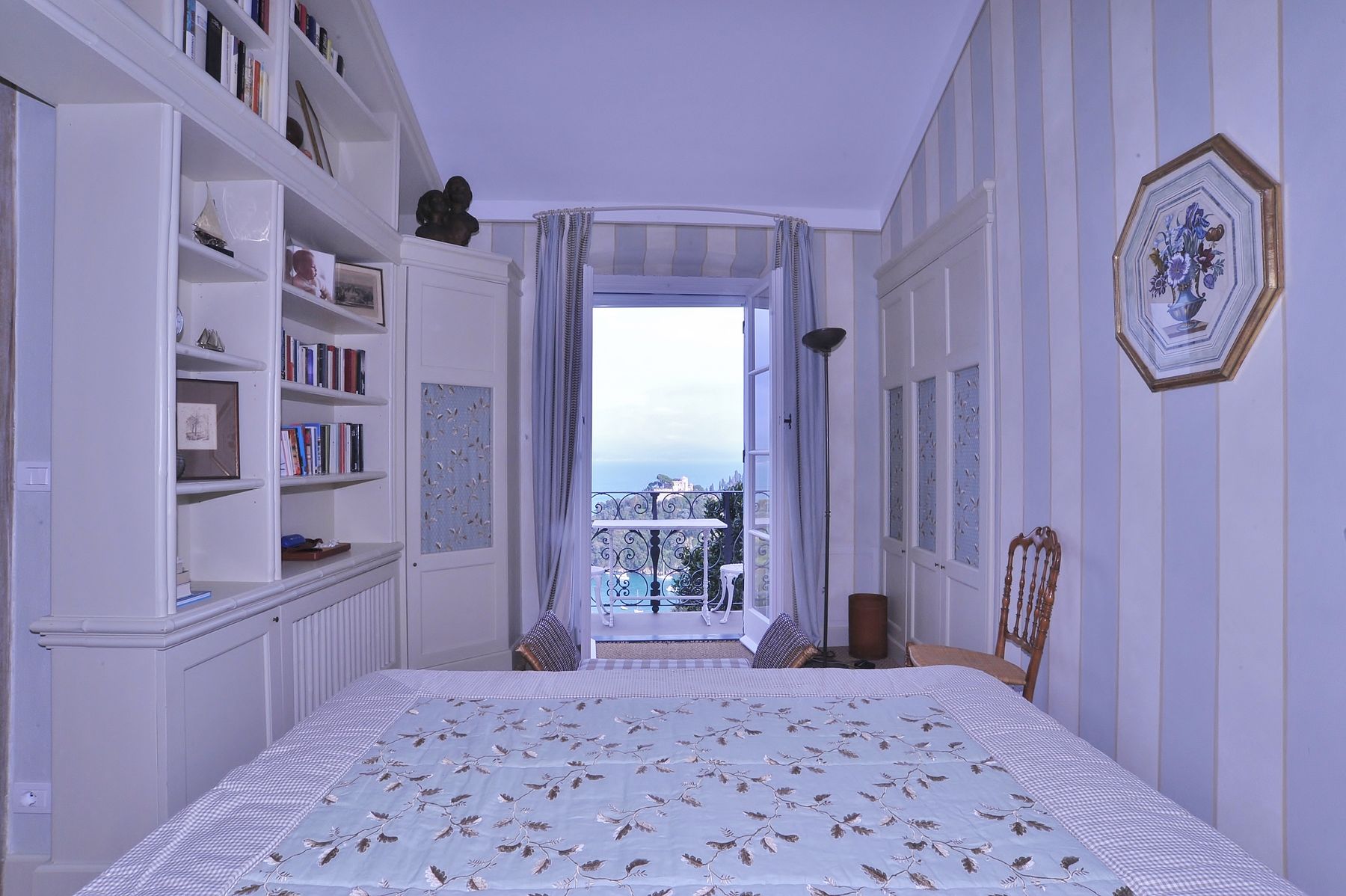 king bedroom