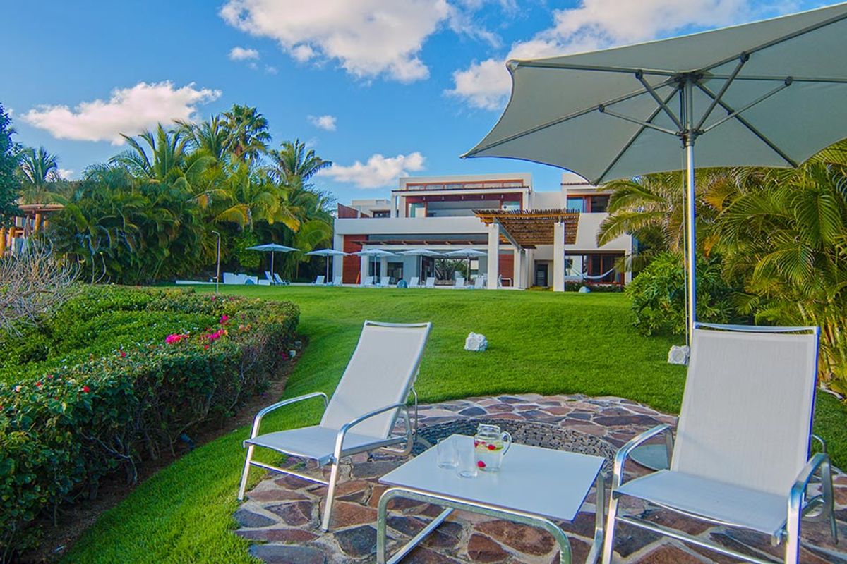 Villa Ranchos villa photo.