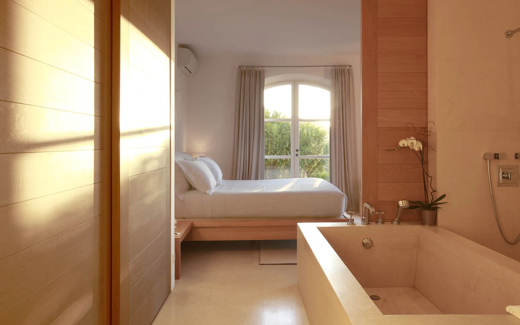 Salins villa photo.