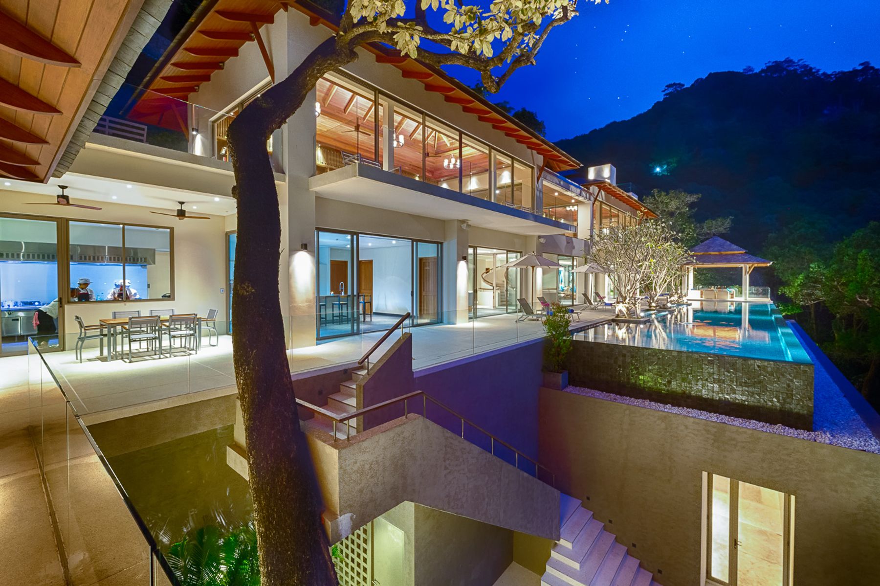 The Aquila villa photo.