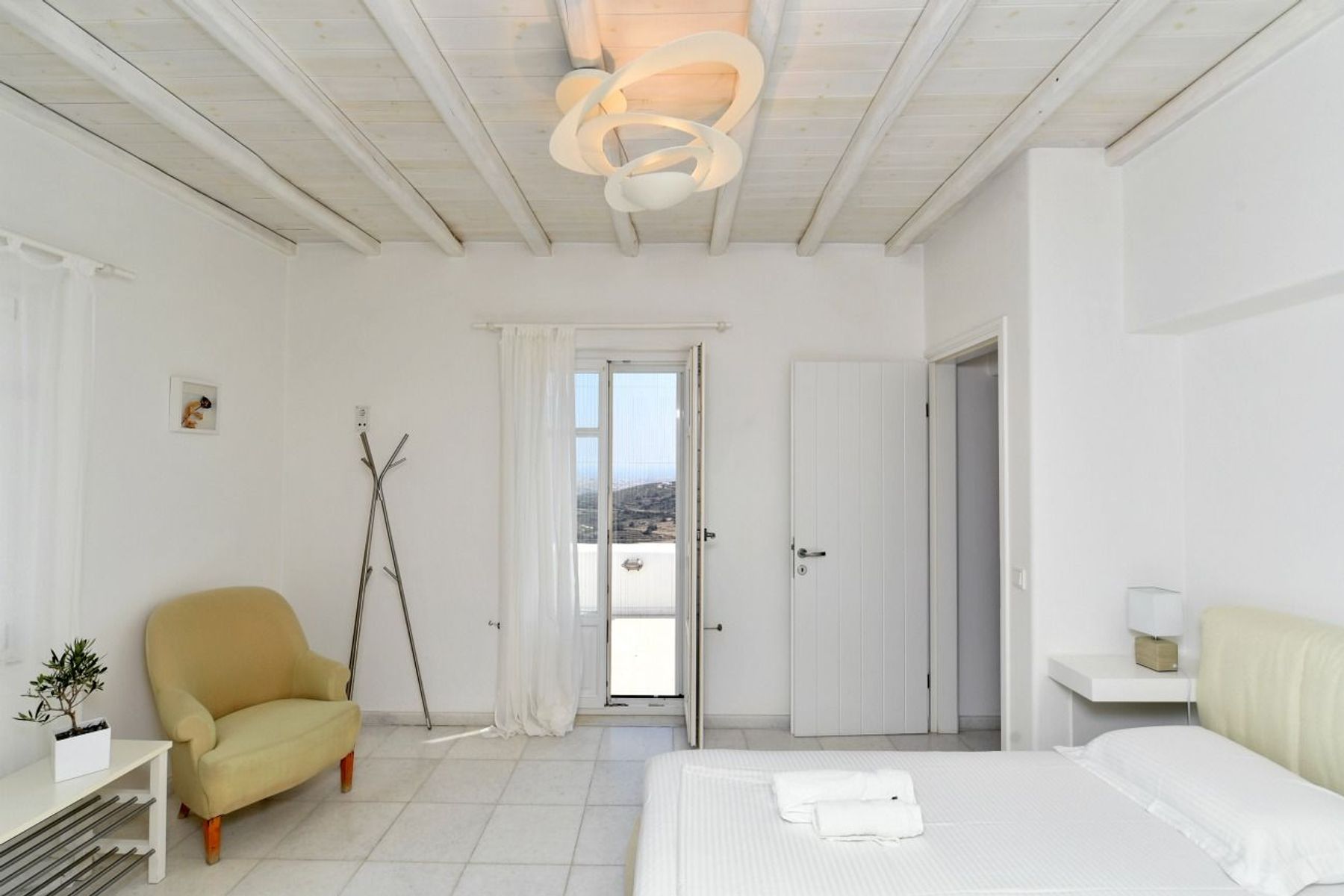 Mirabella villa photo.