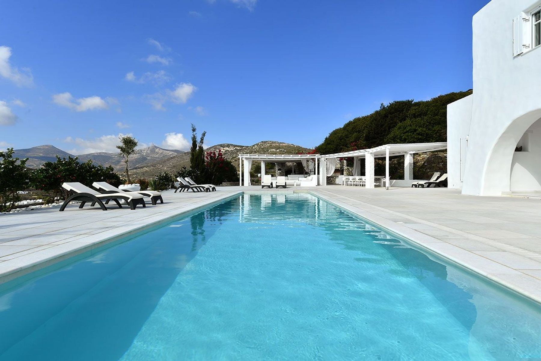 Mirabella villa photo.