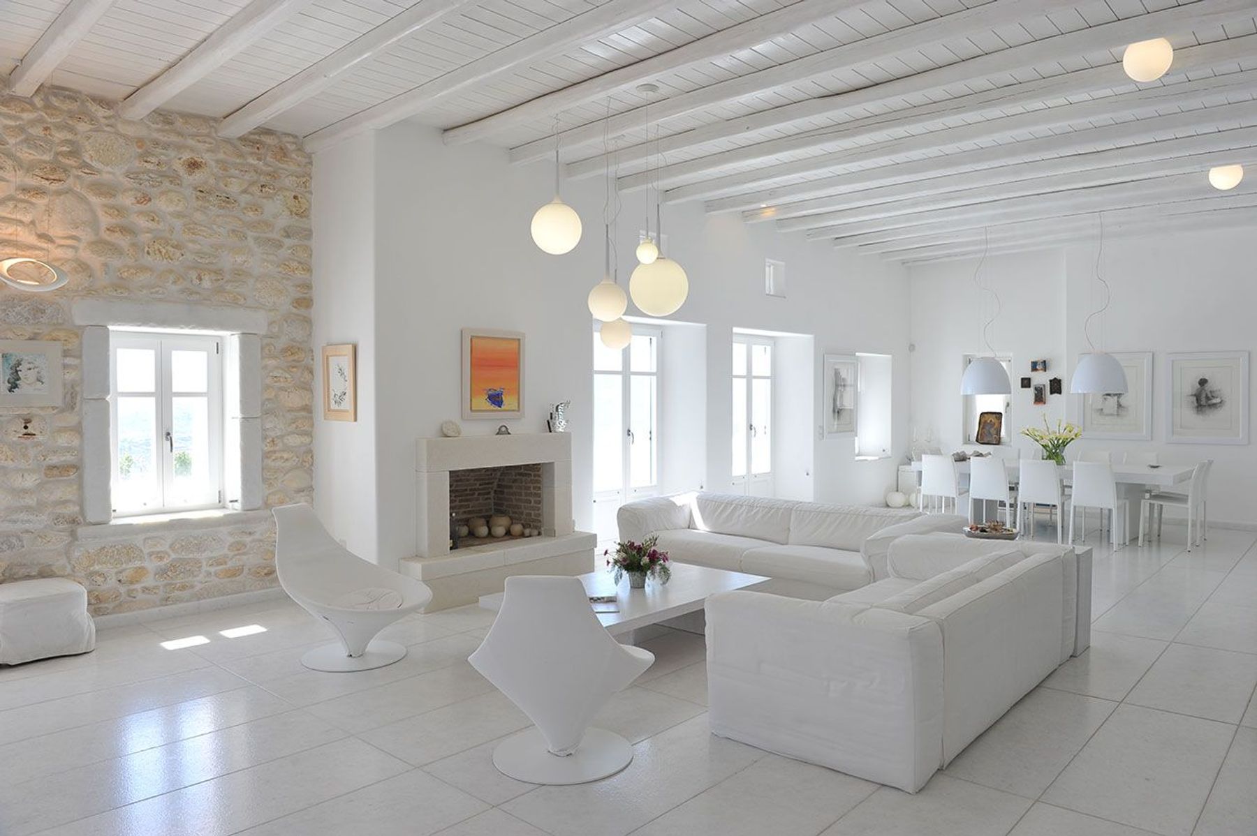 Mirabella villa photo.